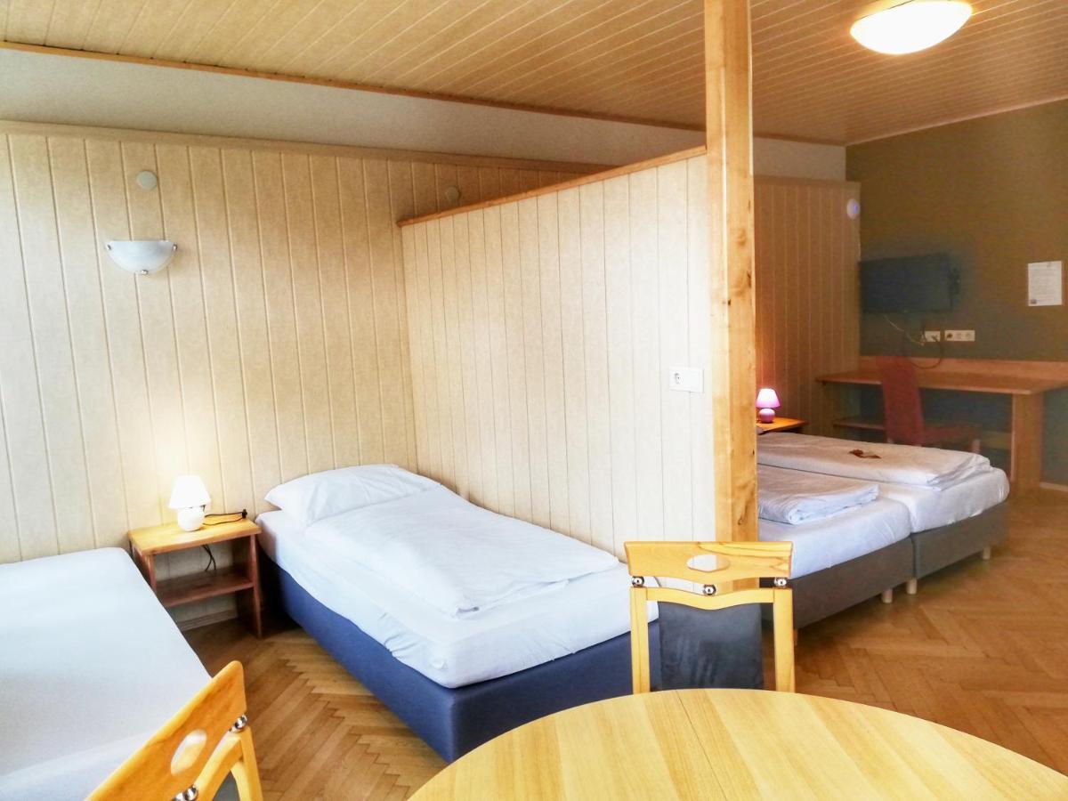 Familie Zuser Hotel Garni Mitterbach Esterno foto