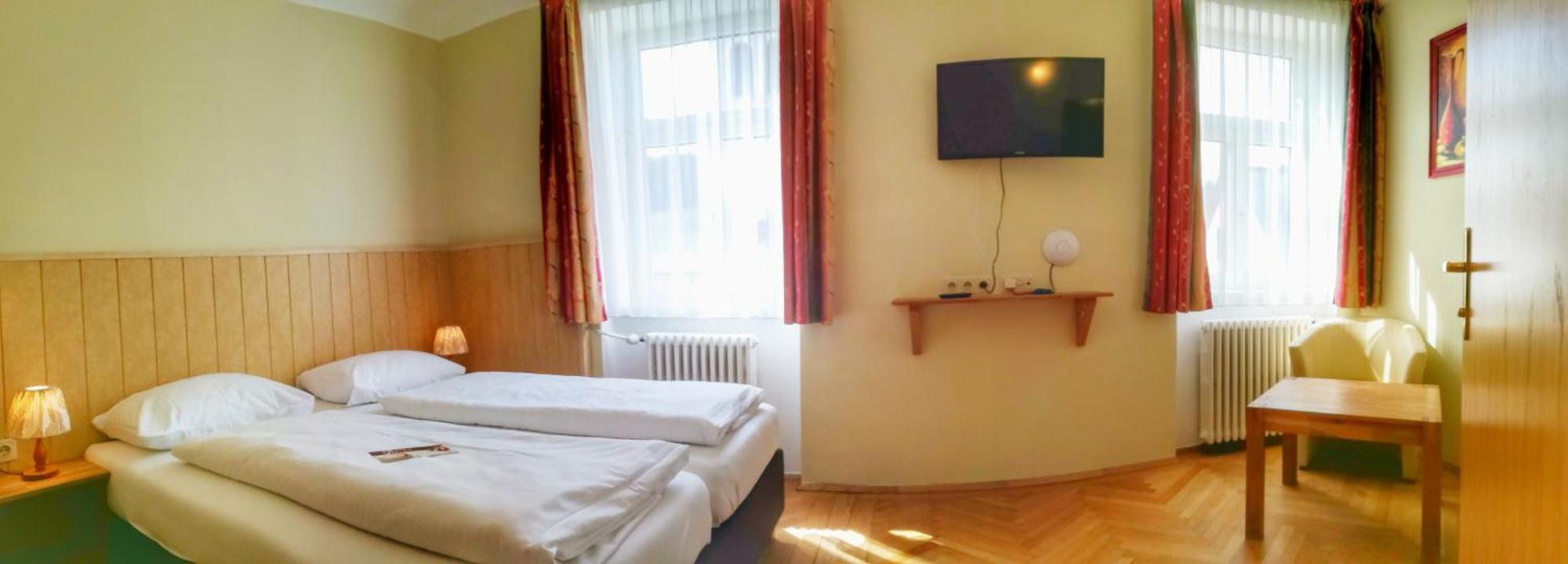 Familie Zuser Hotel Garni Mitterbach Esterno foto