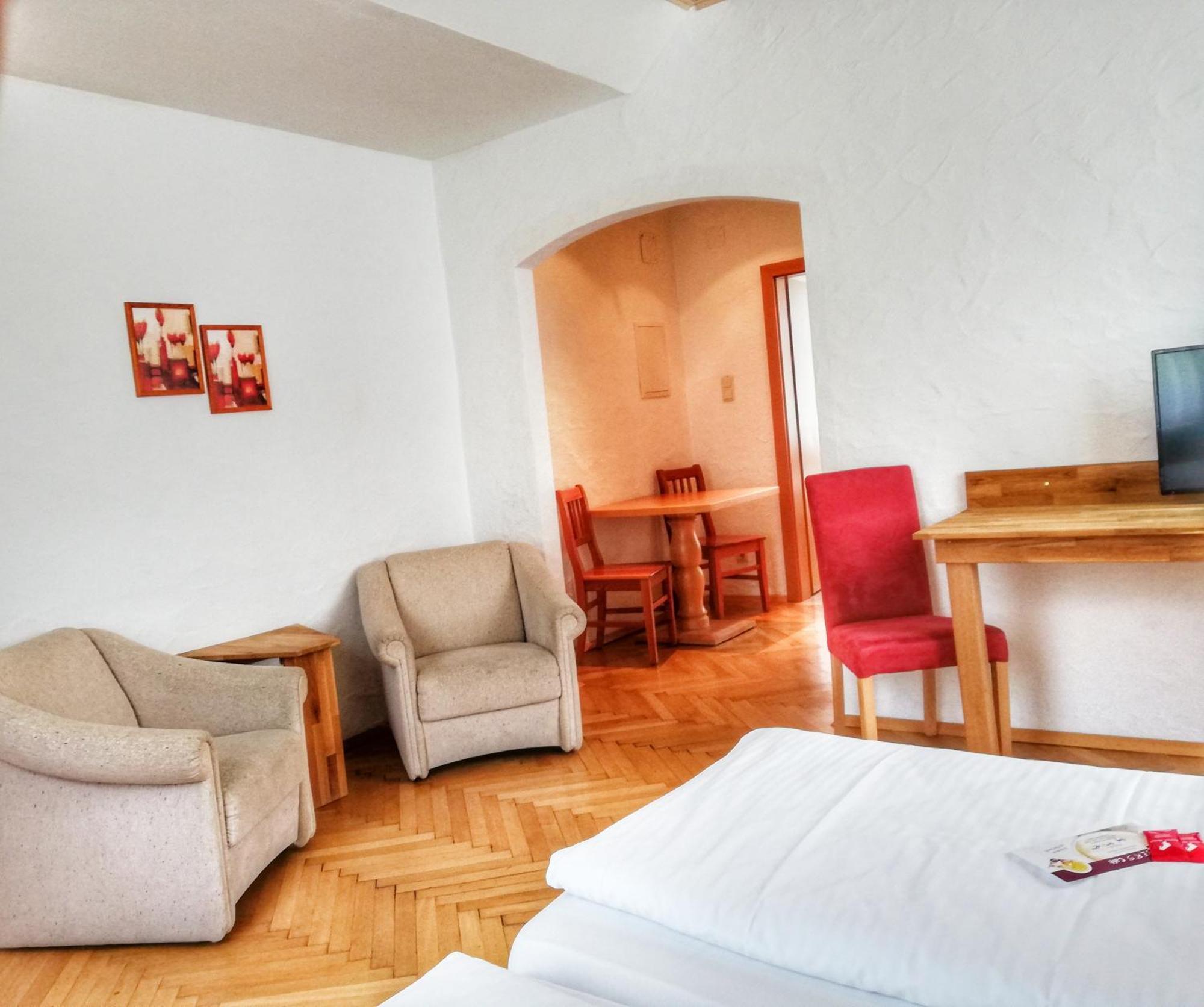 Familie Zuser Hotel Garni Mitterbach Esterno foto