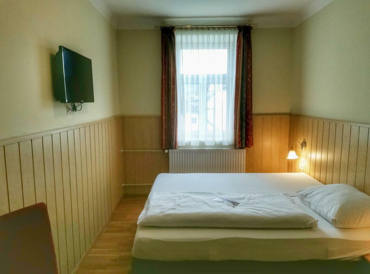 Familie Zuser Hotel Garni Mitterbach Esterno foto